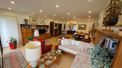 MI3 vendesi 4 locali